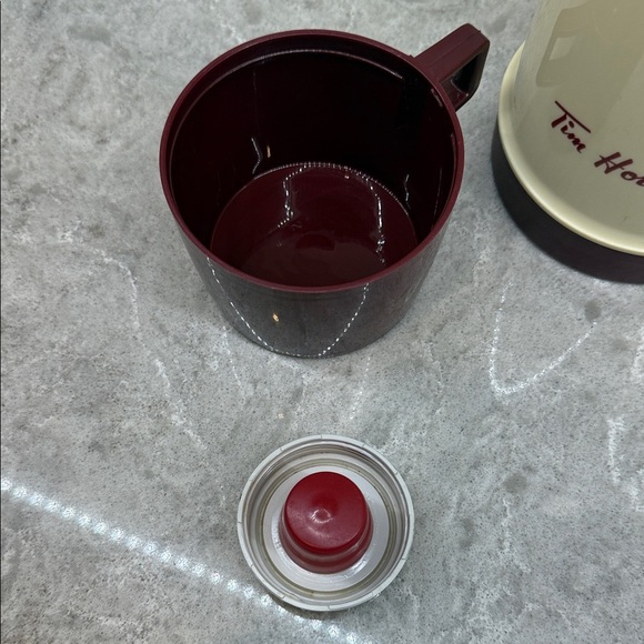 Vintage Tim Horton’s Thermos Limited Edition. - Picture 5 of 9